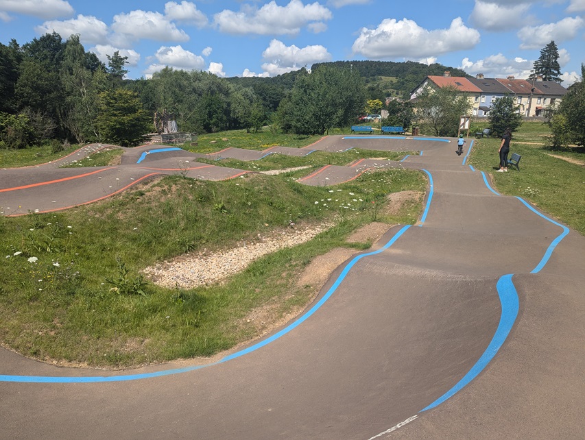 La pumptrack de Moyeuvre-Grande (57)