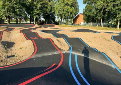 Présentation complète de la pumptrack d' Hermanville situé dans le département du Calvados (14).