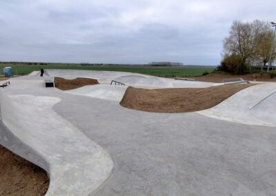 Présentation complète du skatepark de Rombies et Marchipont dans le département du Nord