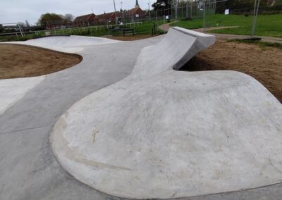 Présentation complète du skatepark de Rombies et Marchipont dans le département du Nord