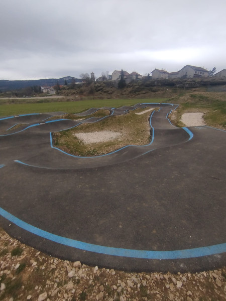 pumptrack-vassieux-en-vercors-3 Pumptrack du Piroulet à Vassieux en Vercors (26)