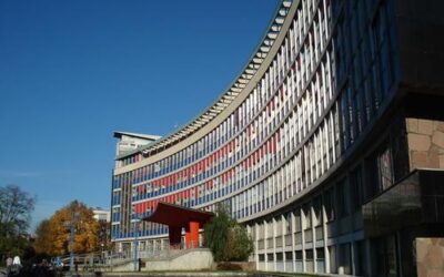 Parvis de la Fac de Droit à Strasbourg