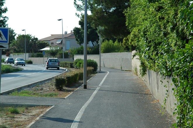 Piste cyclable de la route de Peyrols