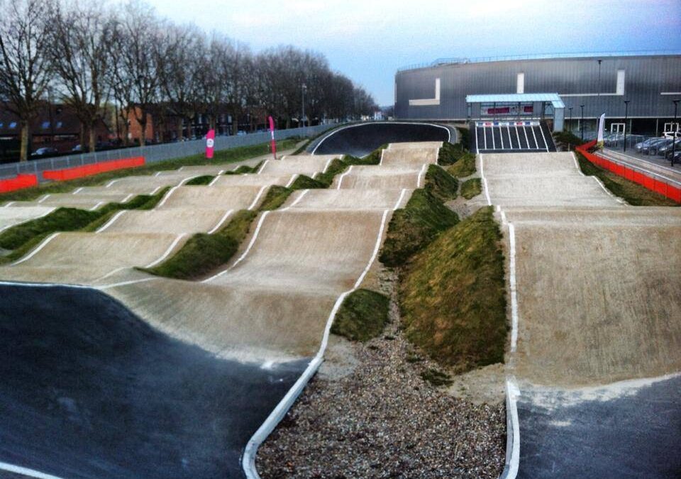 Piste de BMX race olympique de Saint-Quentin-en-Yvelines