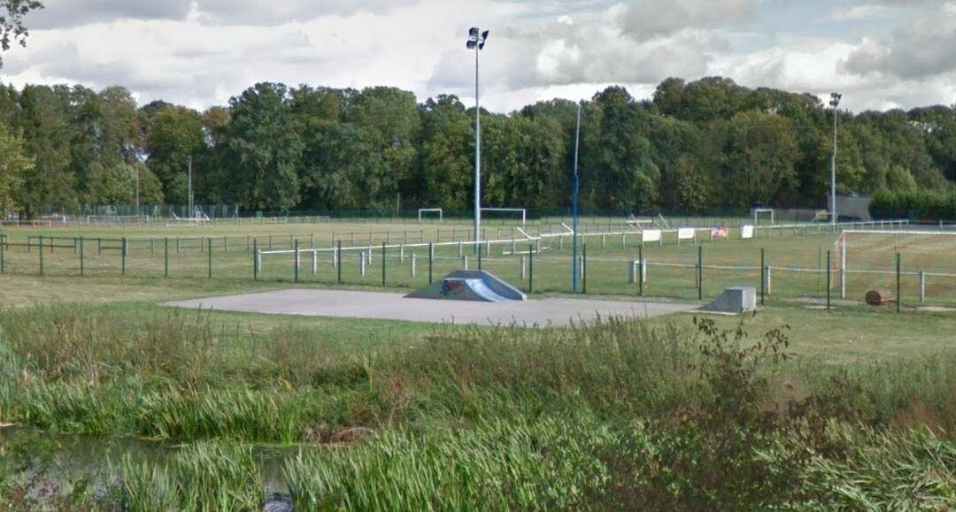 Skatepark de Rosieres aux Salines
