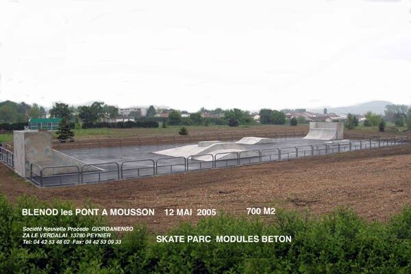 Skatepark en béton de Blénod-lès-Pont-à-Mousson