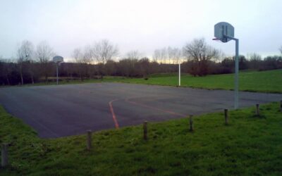 Terrain de basket à Celle-Levescault