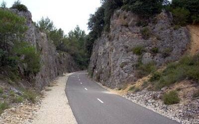 Voie verte de Saint-Martin-de-Castillon aux Beaumettes