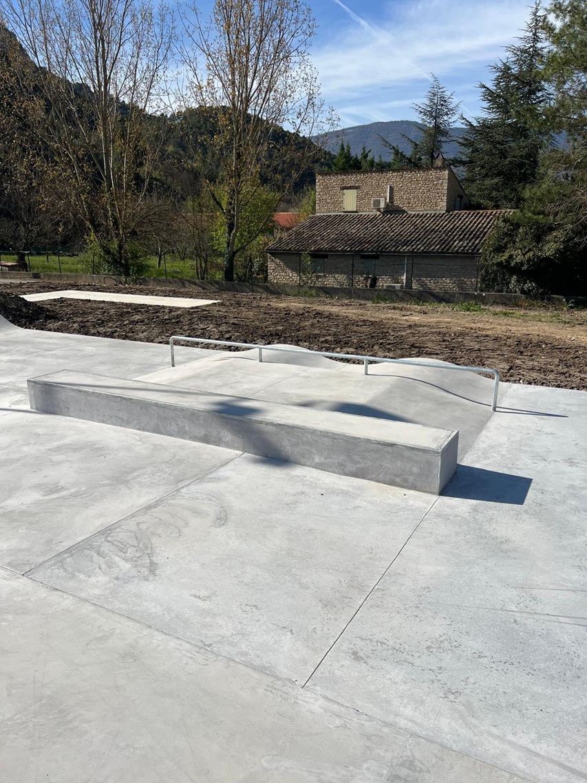 skatepark-buies-les-baronnies-3 Skatepark de Buis-les-Baronnies