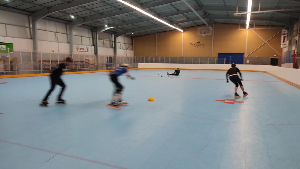 séance de patinage à roulettes au complexe sportif Terré à Troyes