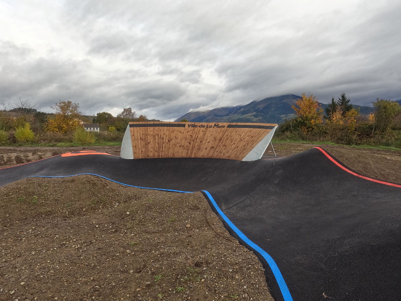 Pumptrack de La Mure (38)