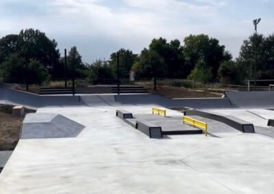 Pumptrack et skatepark de Sargé les le Mans